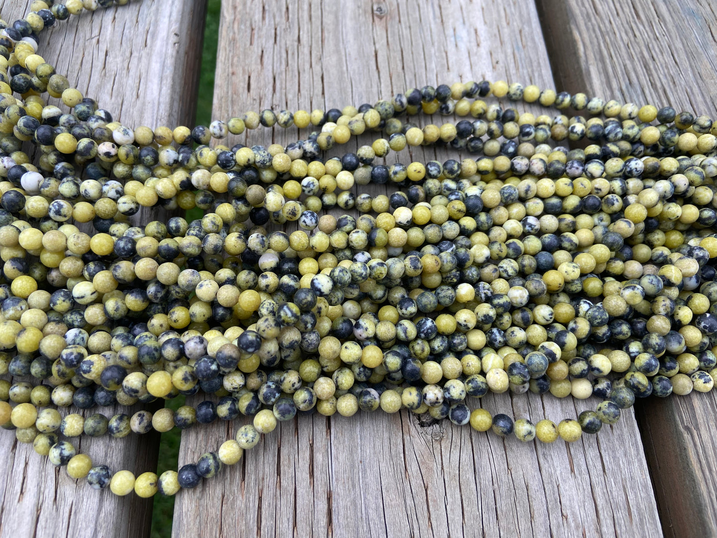 Green and Black Speckled Semi Precious Round Beads