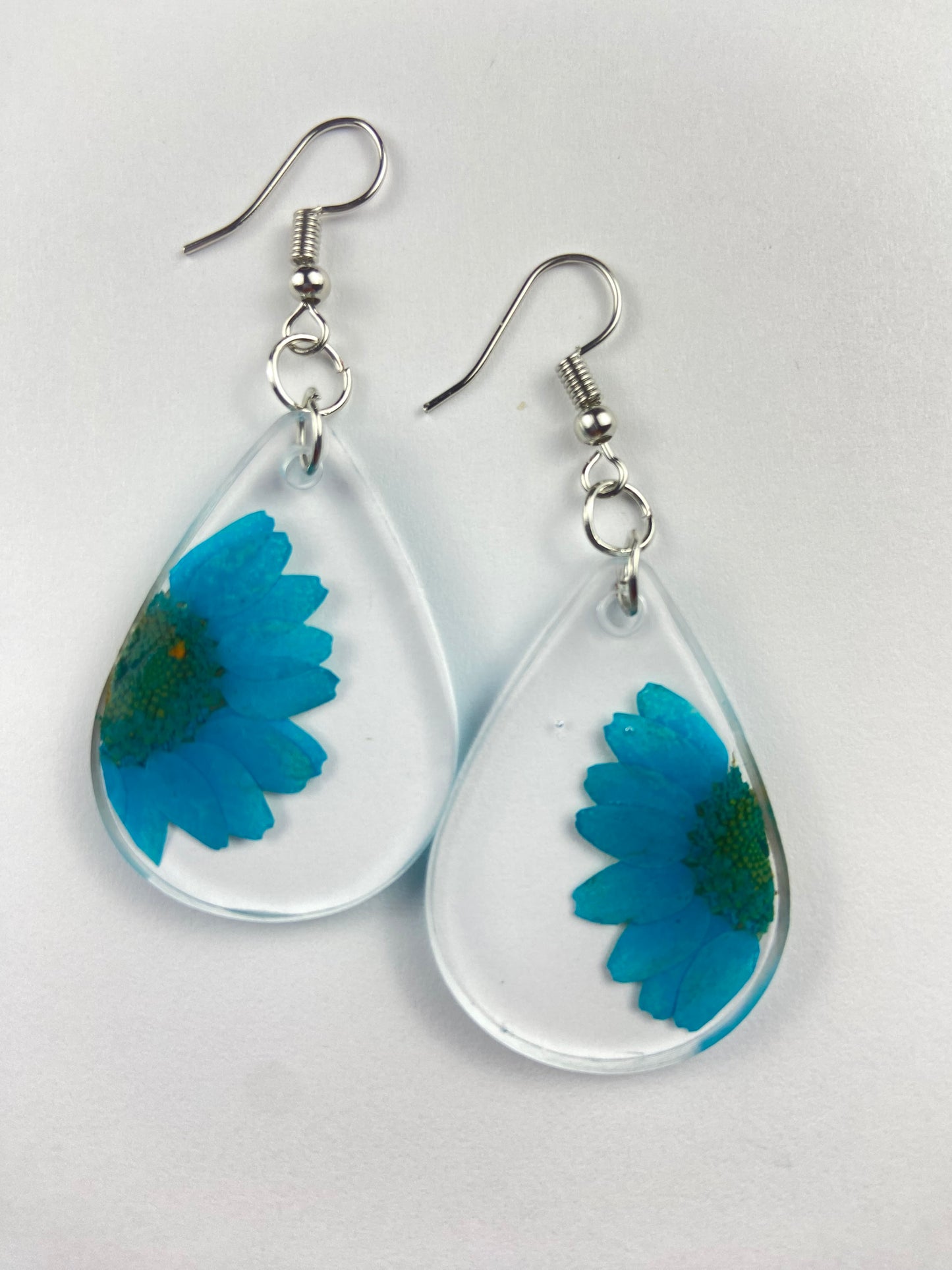 Blue Daisy Flower Dangle Earrings
