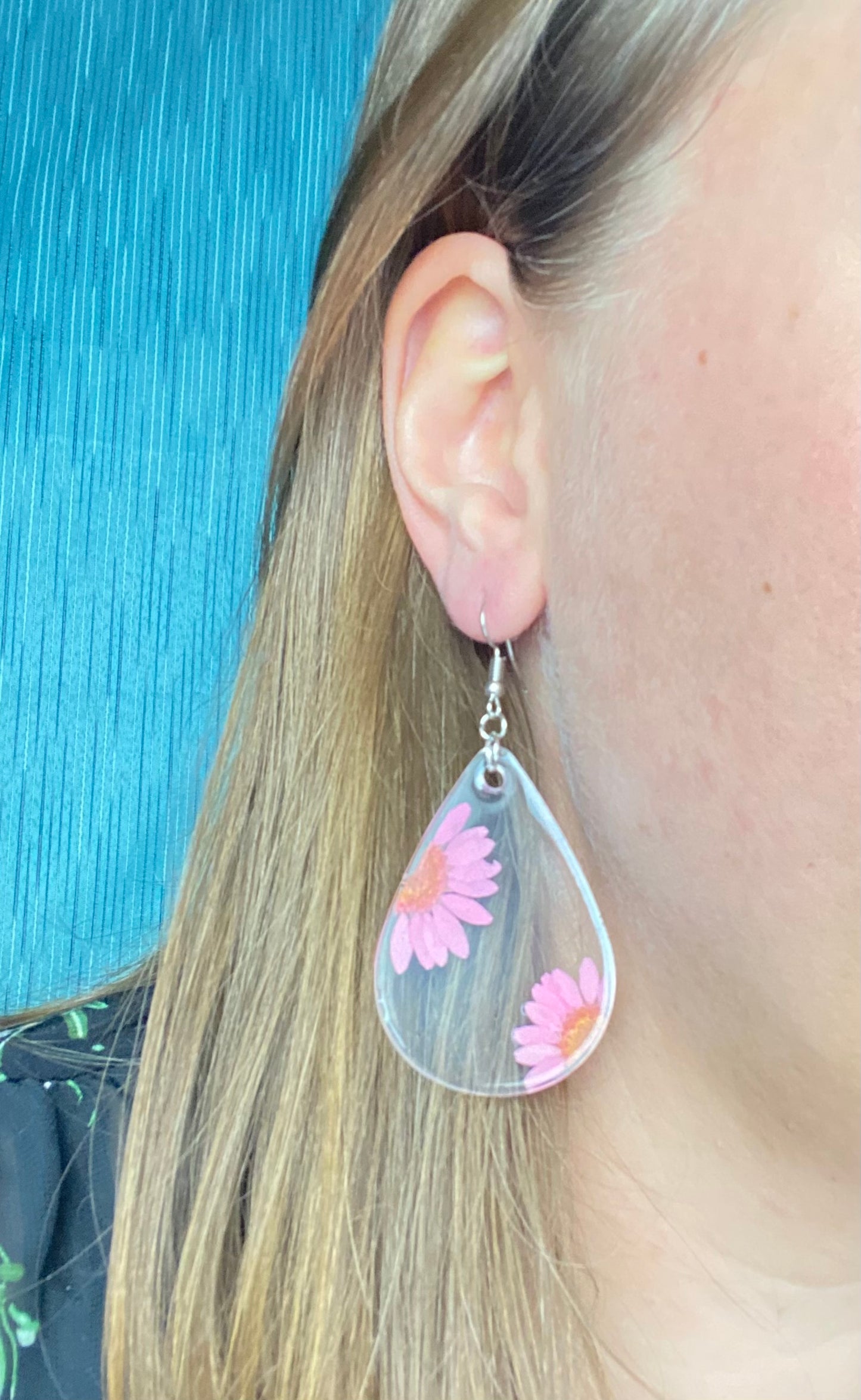 Pink Real Flower Daisy Dangle Earrings