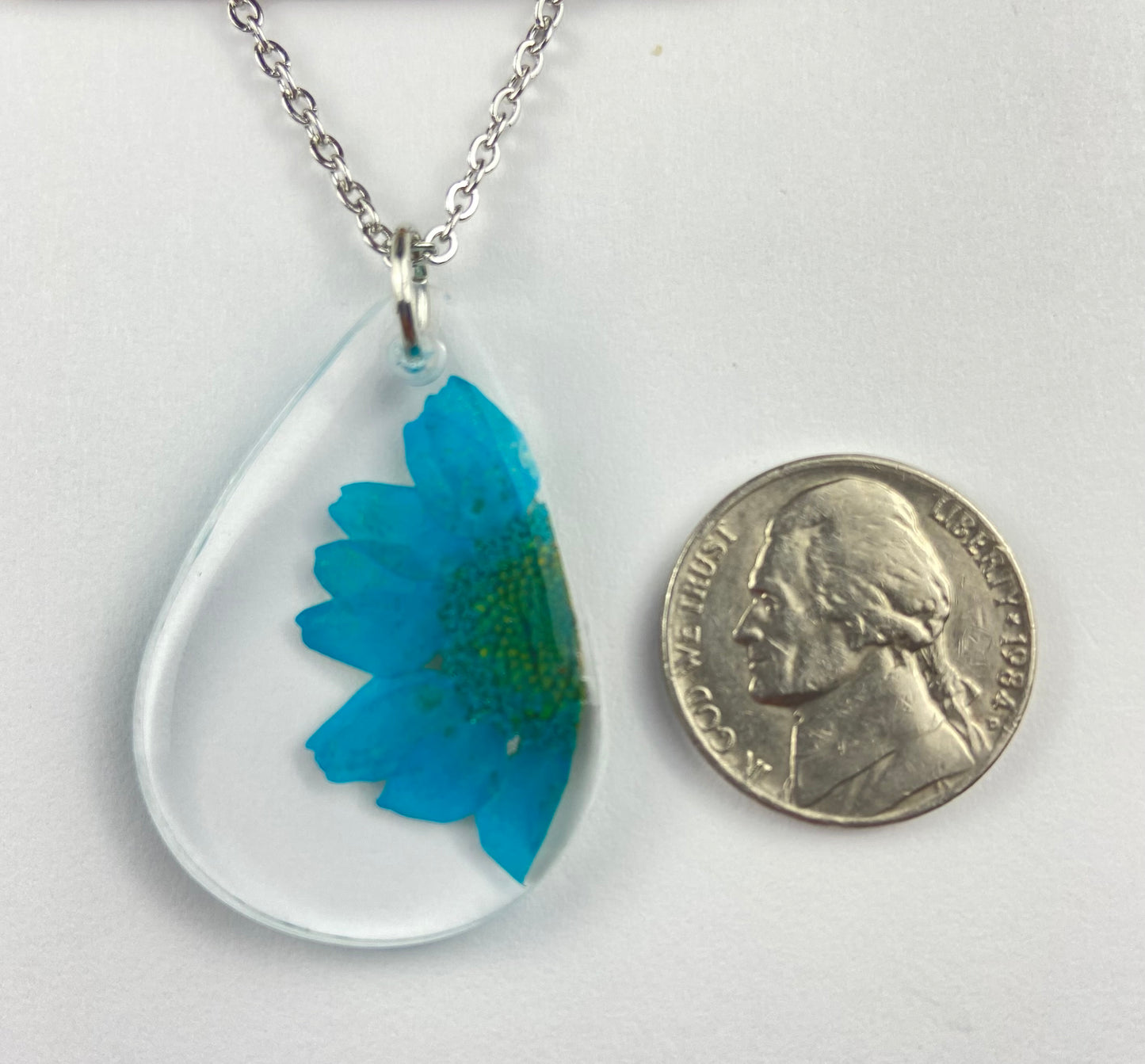 Blue Real Flower Daisy Pendant Necklace