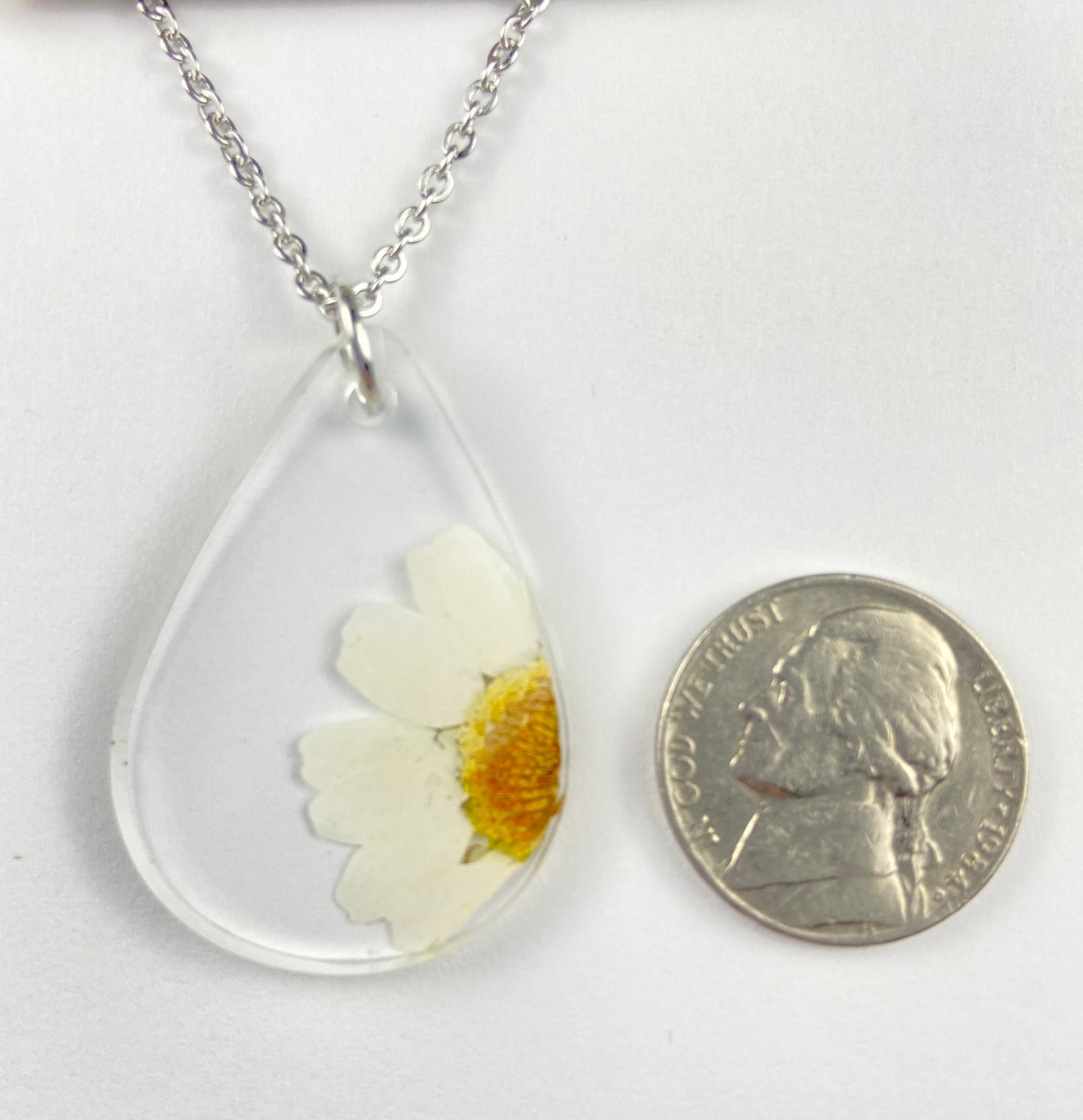 White Real Flower Pendant Necklace