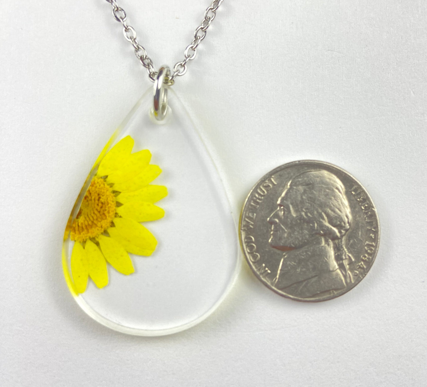 Yellow Real Flower Daisy Pendant Necklace